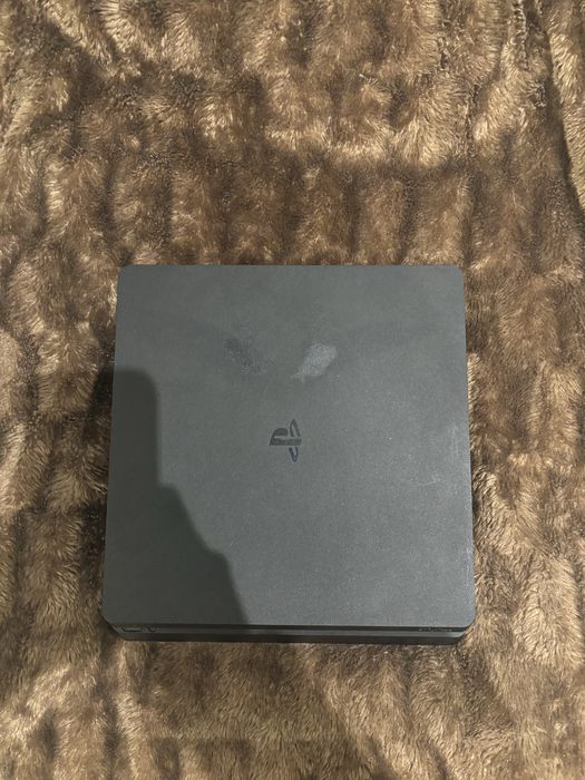ps4 slim com 1 comando