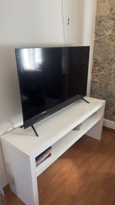 Vendo televisão samsung + movel