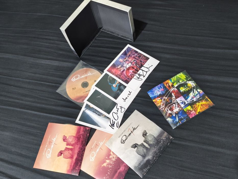 Riverside - Wasteland tour 2018-2020 CD Dvd Blu-ray autografy