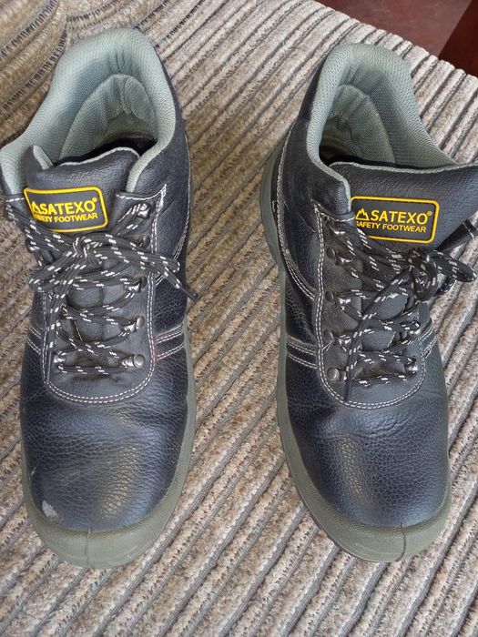 Sprzedam buty robocze firmy Saneco.