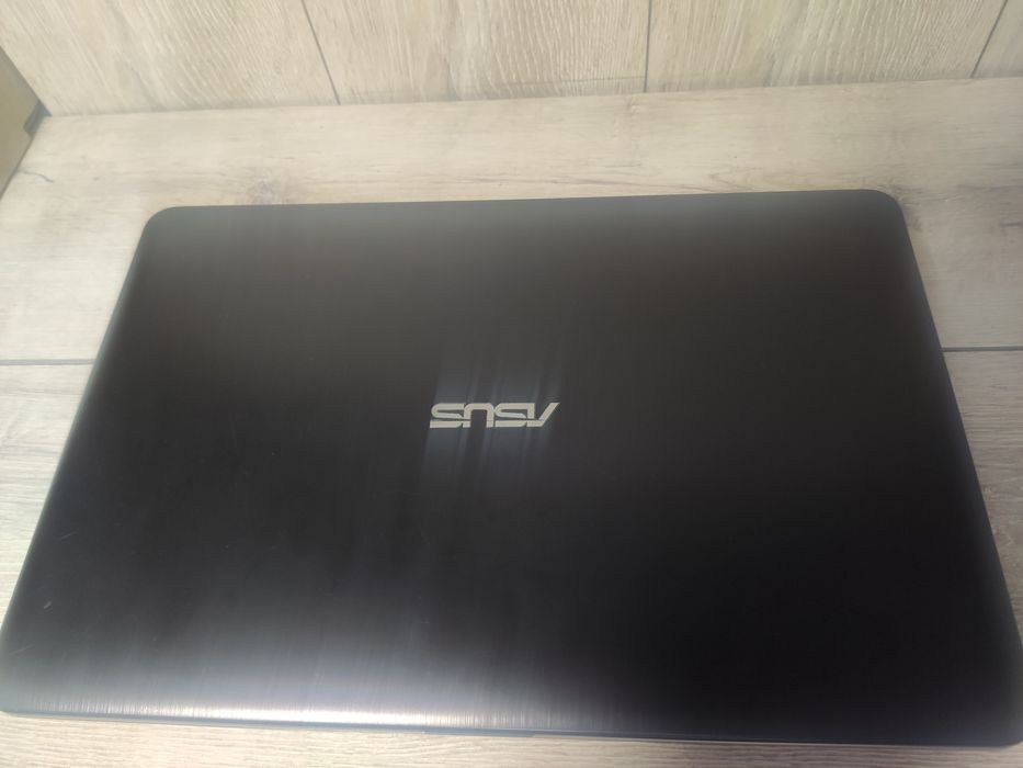 Asus x540s , Geforce 810