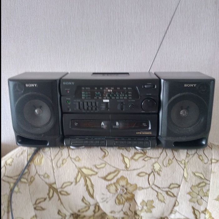 Магнитофон Sony cfs-w435s