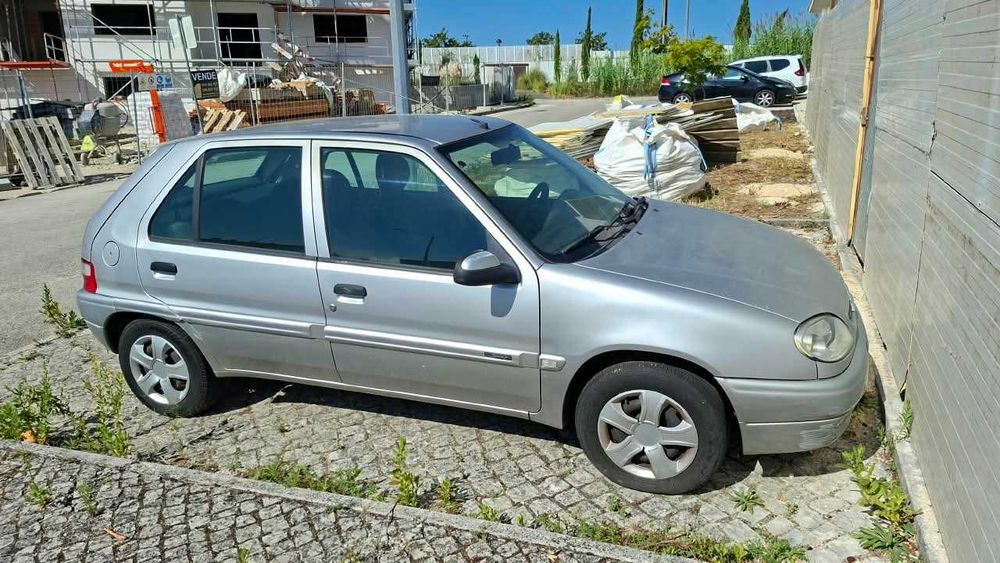 Citroen Saxo 1.5D 2001 (leia todo o anúncio)