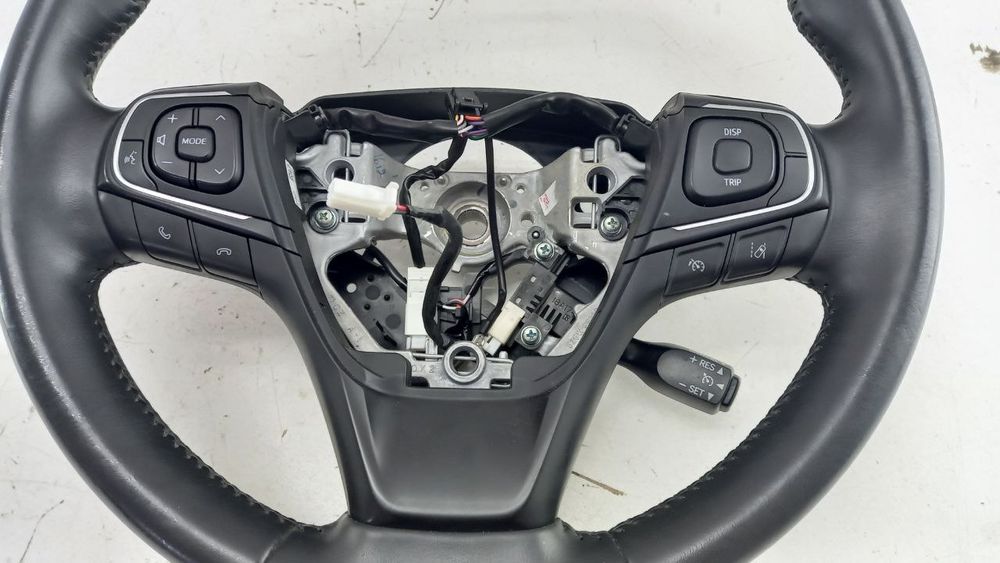 Автомобильный руль Toyota Verso 2017 GS12006500