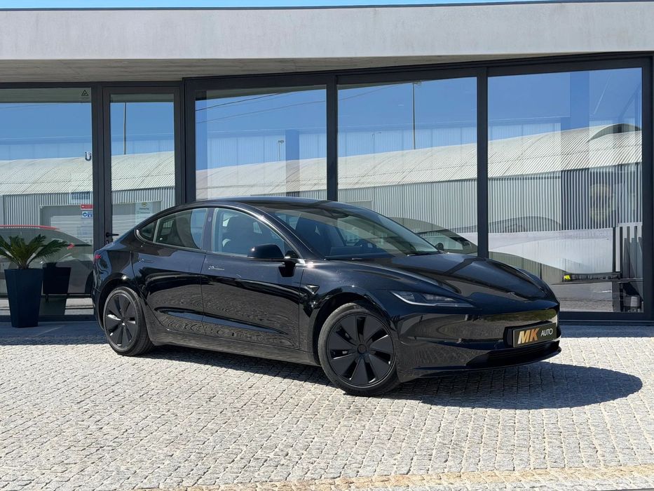 Tesla Model 3 Standard Range Plus RWD