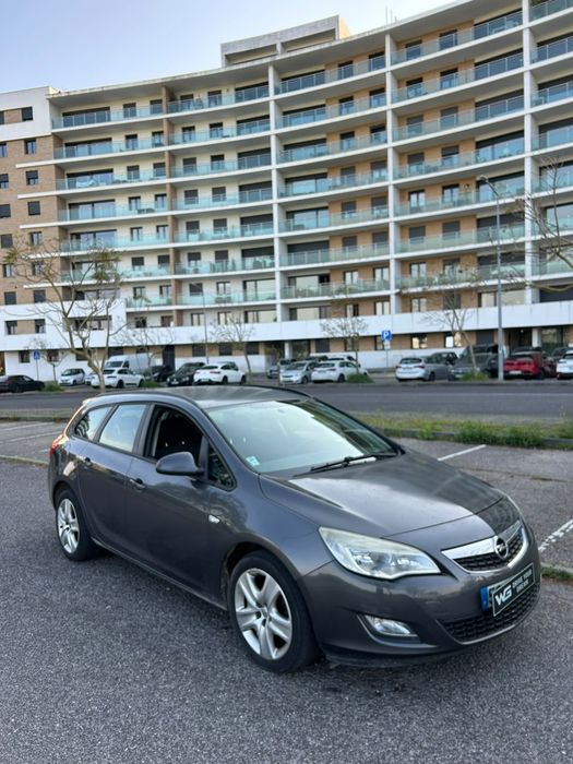 Opel Astra 2012 Nacional