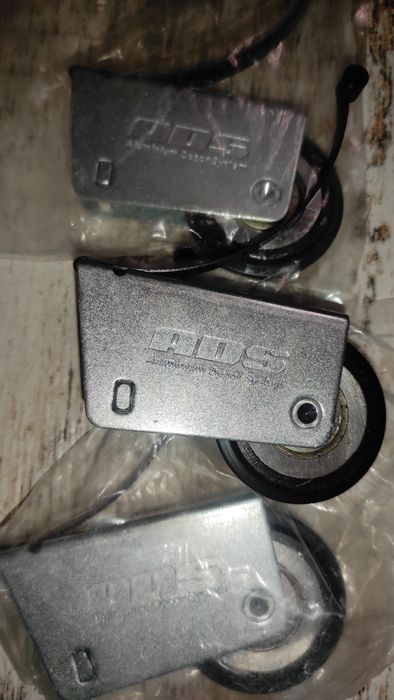 Продам Мебельные петли