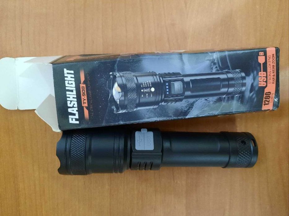 Фонарик новый usb хороший свет