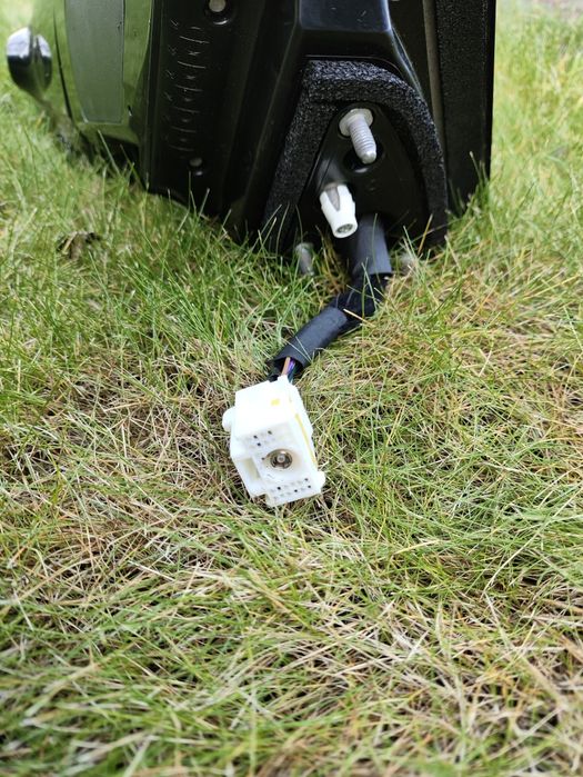 KIA EV6 дзеркало праве