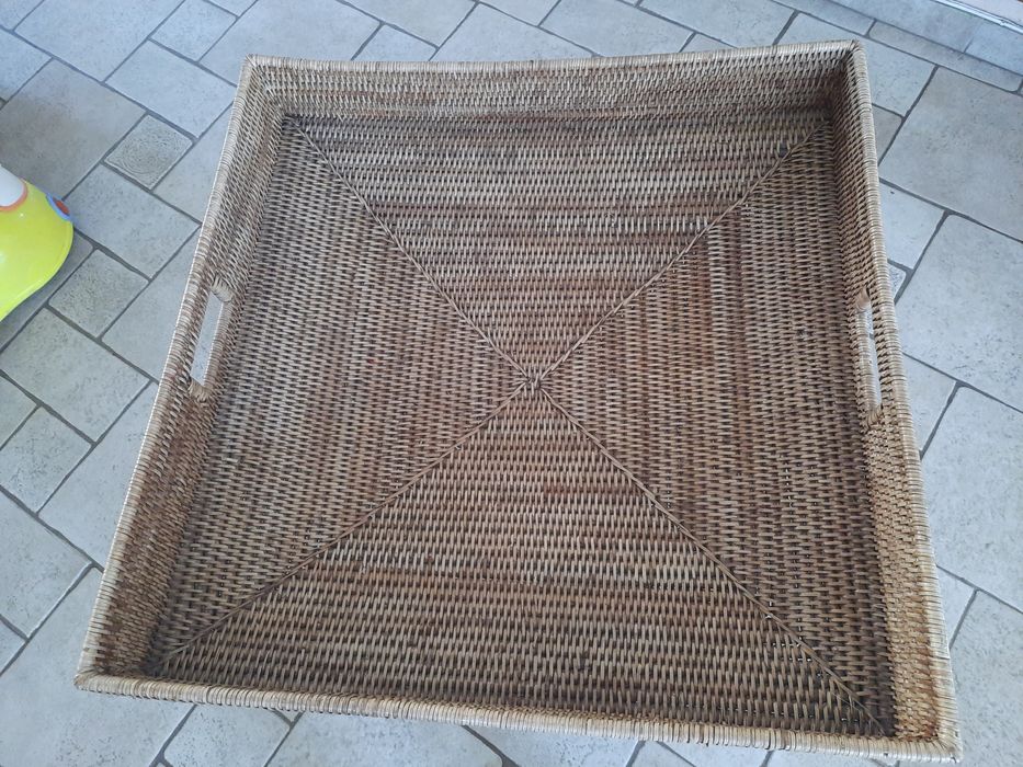 Cesta bar de apoio a sala