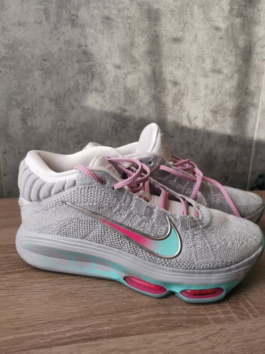 Buty Nike Air Zoom G.T  Hustle 3