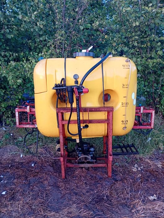 Zbiornik opryskiwacza 400 l