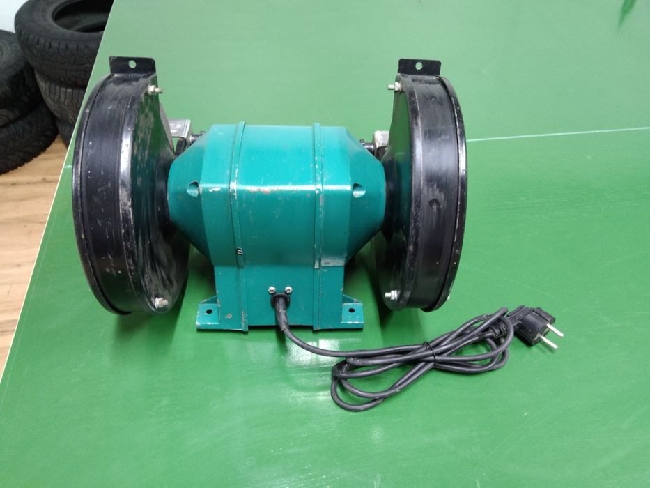 Електро точило наждак заточний станок  200мм