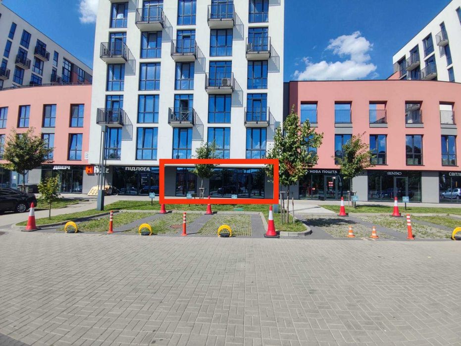 Оренда приміщення з ПДВ від власника у новобудові вул.Пасічна, 88м2