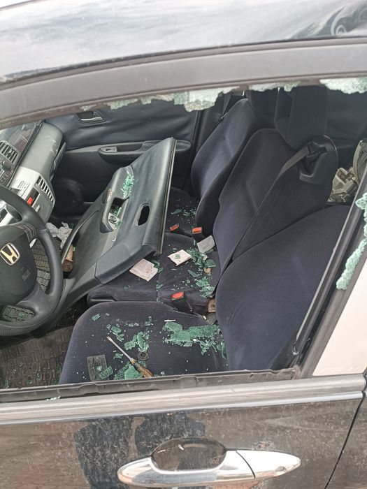 Honda FR-V mini van 6 osobowy w całości części dawca
