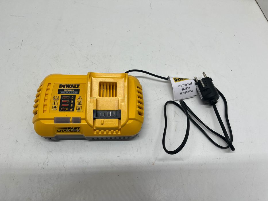 Szybka ładowarka XR 18V i FLEXVOLT DeWalt DCB118 ładowanie 8A gw12m fv23