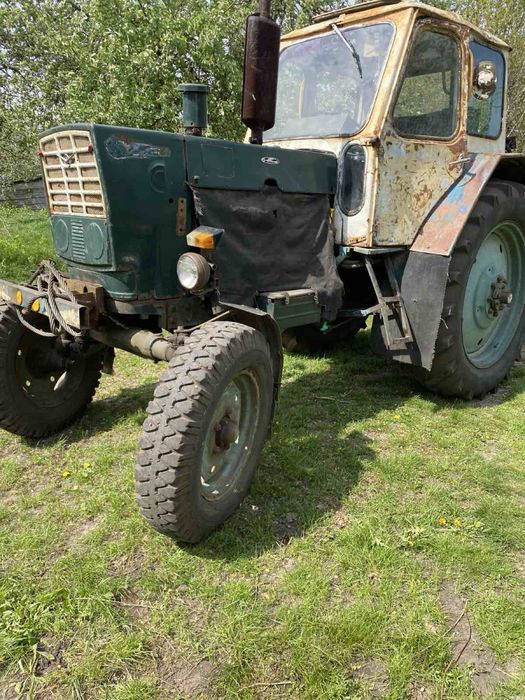 Трактор ЮМЗ-6 у гарному стані
