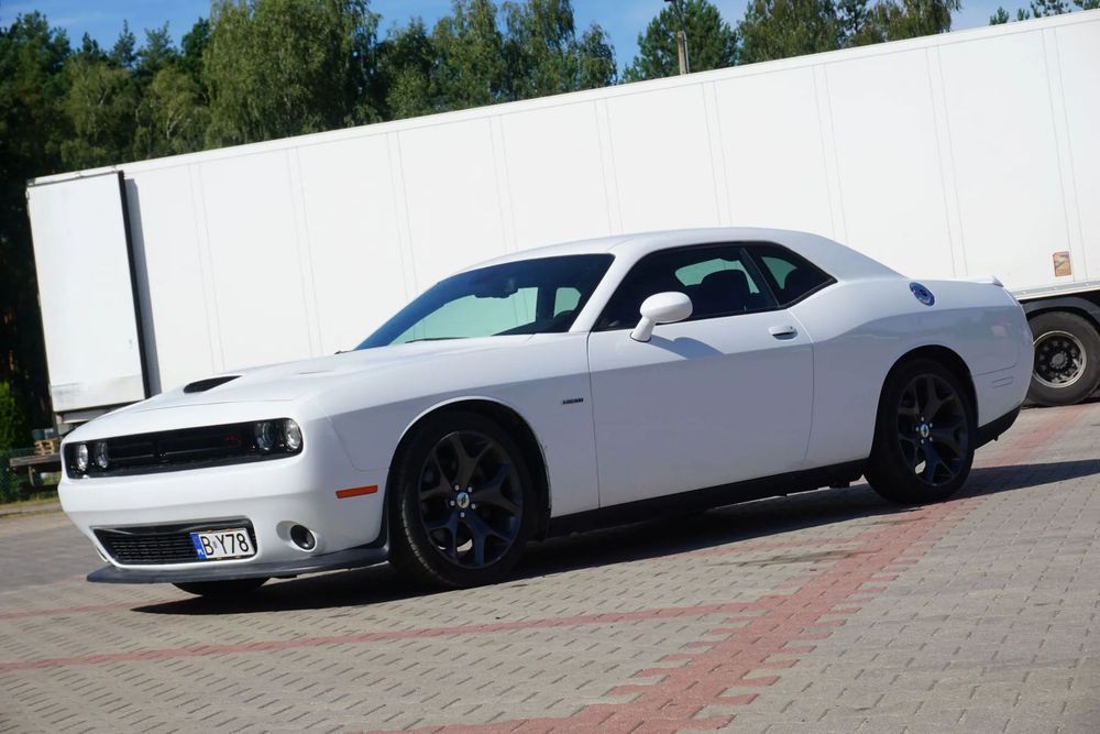 Dodge Challenger 5.7 Hemi Automat Skóry VAt23% Leasing kredyt !!