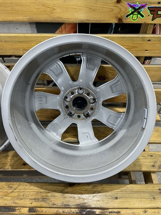 99 (36) Оригинальные литые диски 5/112 R18 Mercedes ML A1664011602