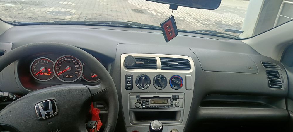 Honda  Civic.  7