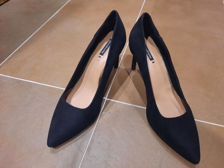 Sapatos de senhora  n° 39 stradivarius