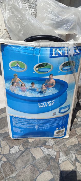 Басейн на 4 тон великий.