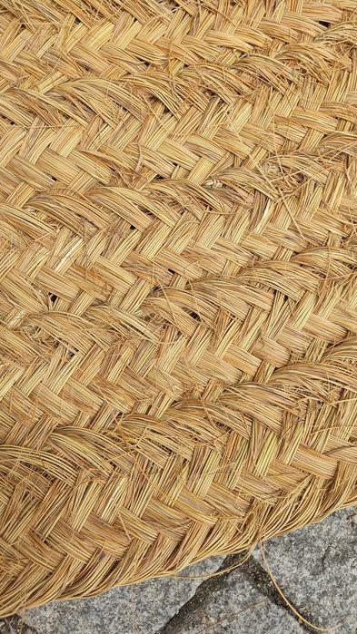Tapete oval de fibra natural