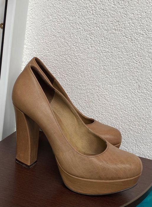 Підбори Rylko, коричневого кольору, 37-го розміру.