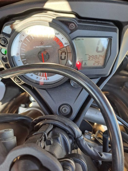 Suzuki gsxr 600 k8
