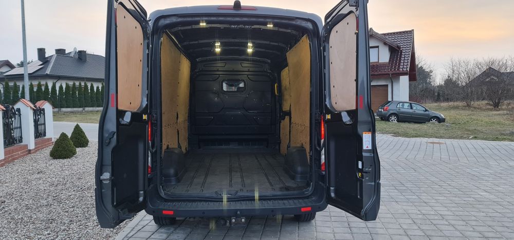 Ford Transit MK8 Trend