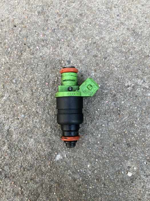 Форсунка топливная B13668 б/у