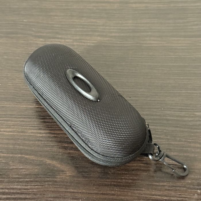 Футляр для окулярів