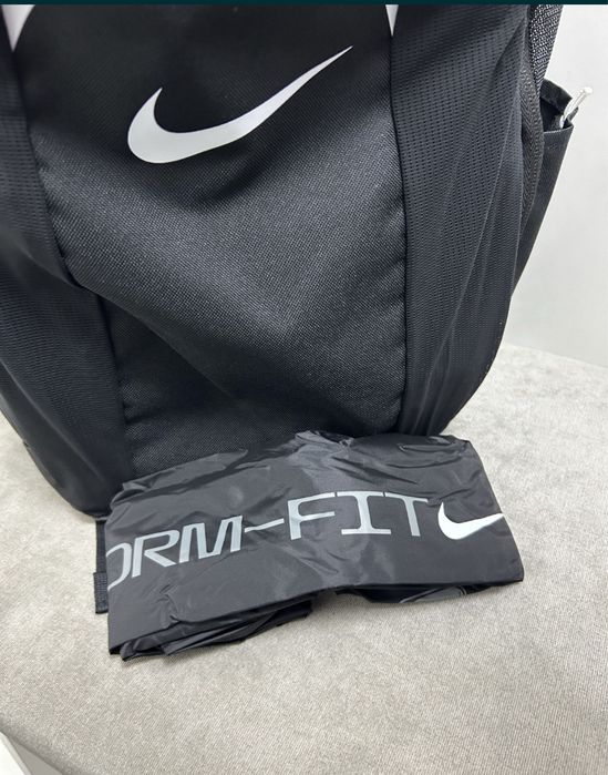 Рюкзак Nike Academy Team 35 літрів DV0761-011 оригінал новий backpack