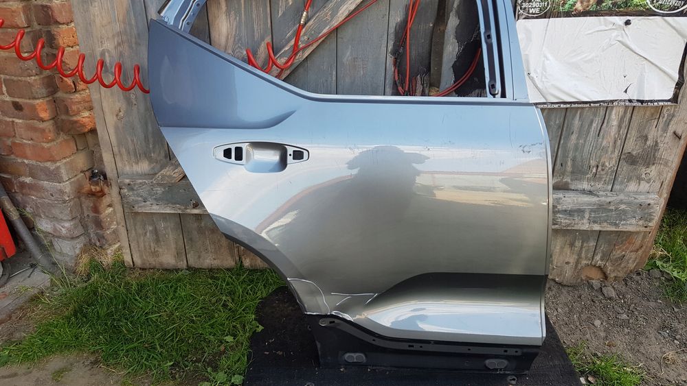 Volvo Xc40 Ii Drzwi Prawy Tył 2018>