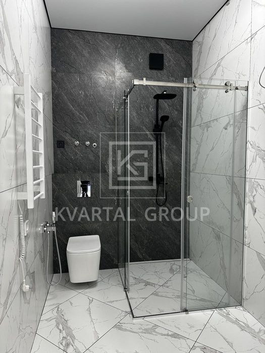 Будинок в Бучі з новим ремонтом!