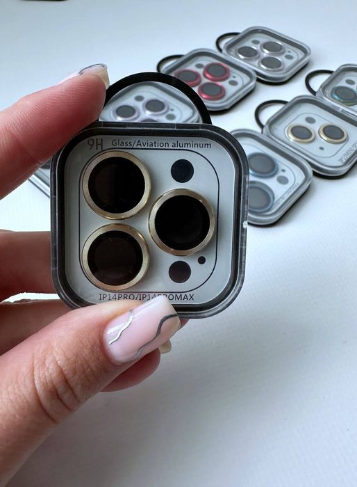 Захисне скло на лінзи камер iPhone