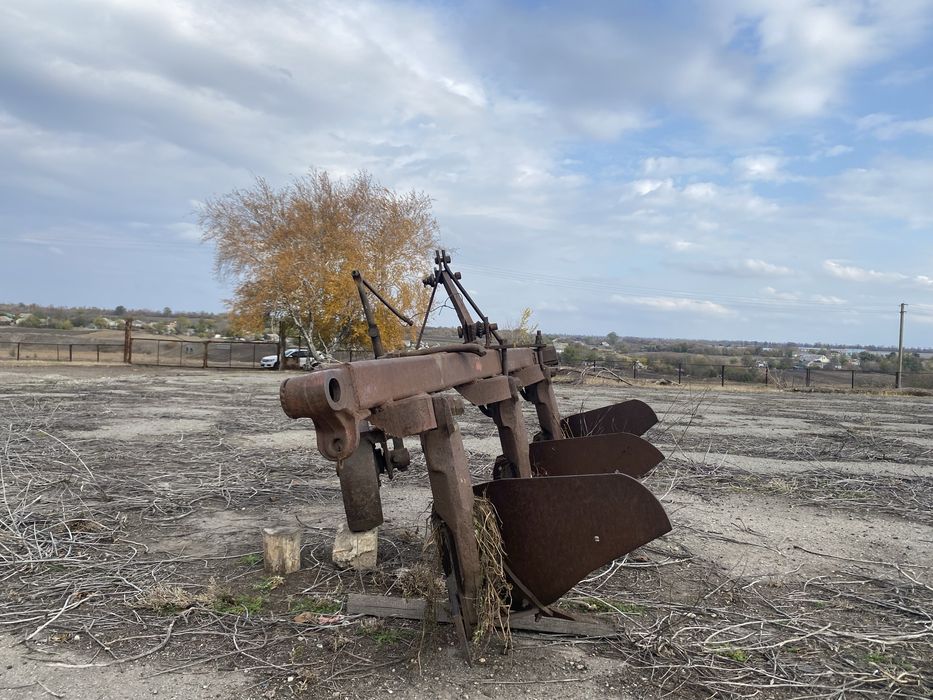 Срочно продам плуг