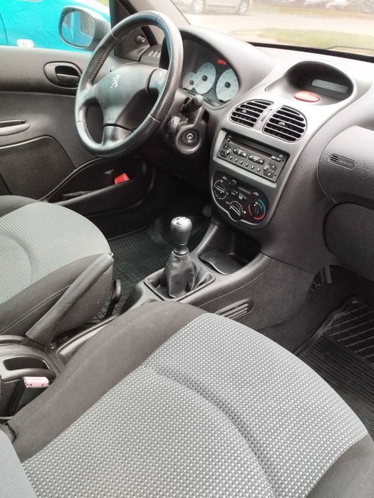 Sprzedam Peugeot 206