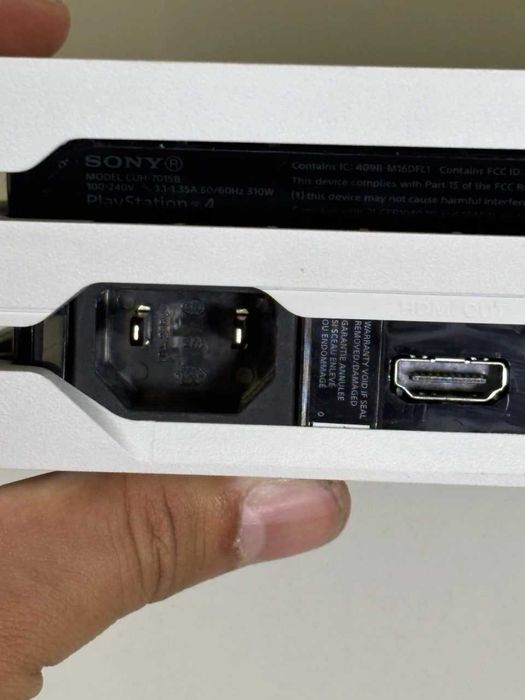 PS4 PRO White 1Tb