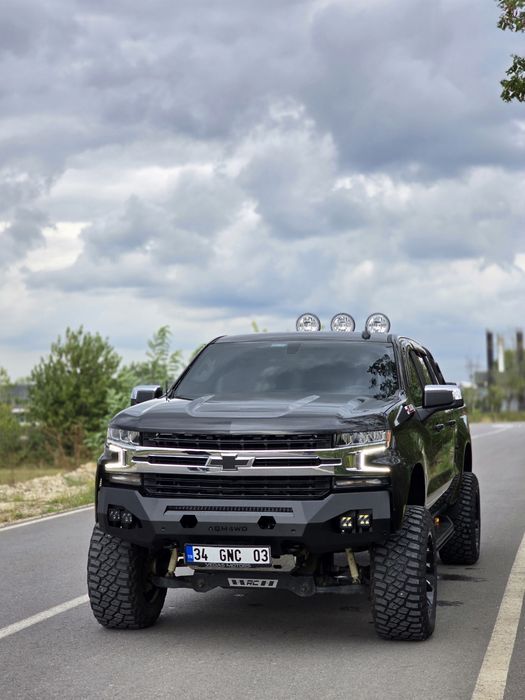 Zderzak przedni stalowy przód Offroad 4x4 Chevrolet Silverado 2019-