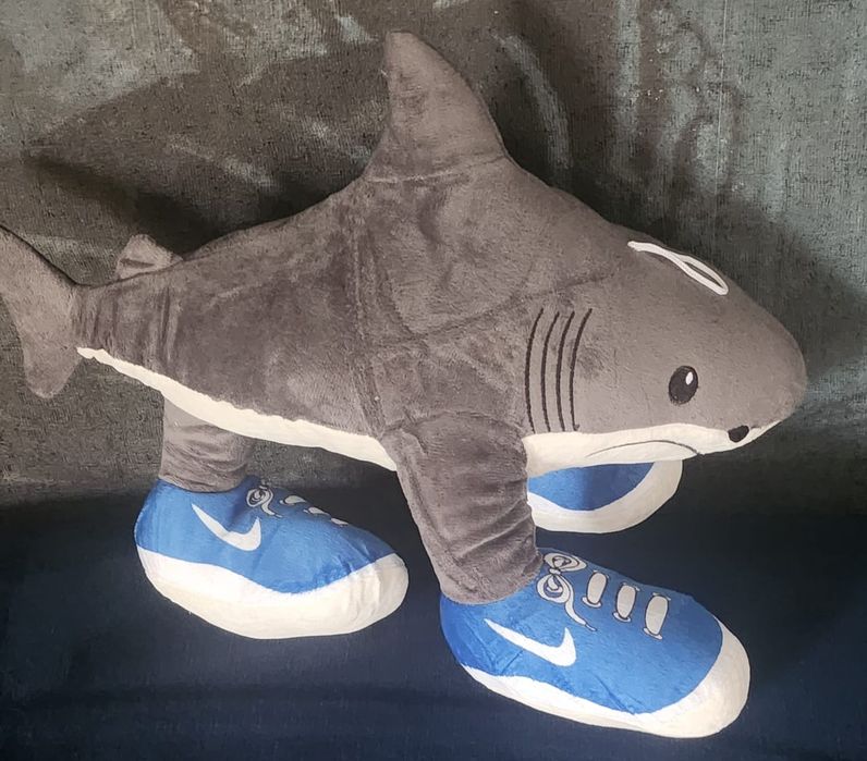 Tralalero Tralala rekin pluszowy 40cm