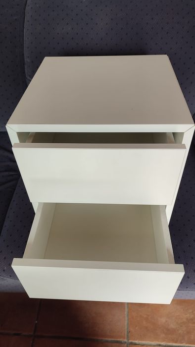 Armário branco eket ikea com duas gavetas