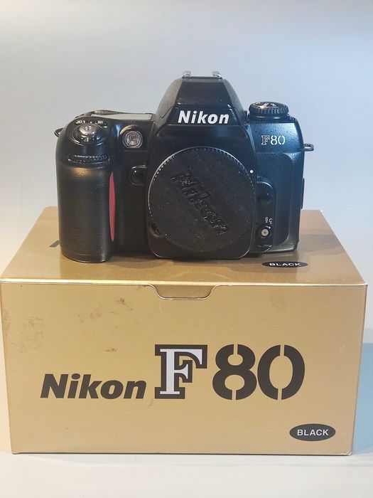 Nikon F80 - Câmara Analógica