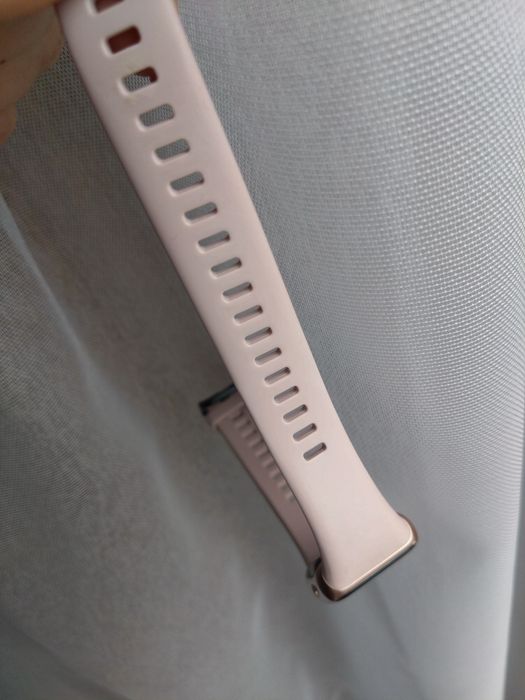 Huawei band 6 różowy
