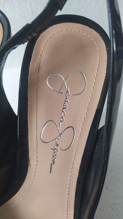 Szpilki czarne lakierki r. 37,5 Jessica Simpson