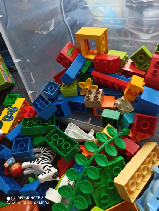 Duży zestaw klocków Lego DUPLO