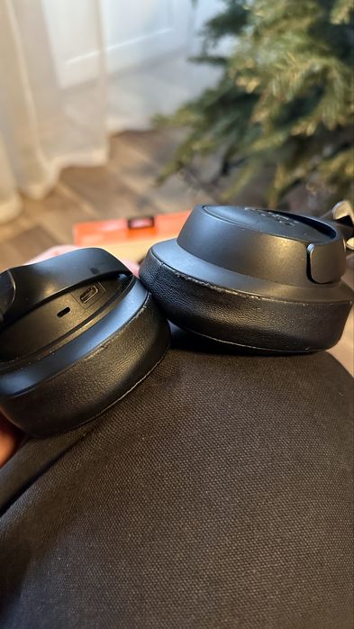 Навушники JBL 720 bt в гарному стані!