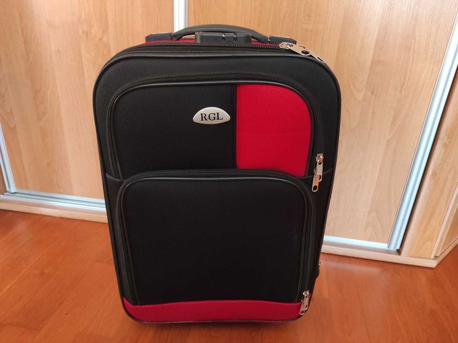 Walizka kabinowa RGL