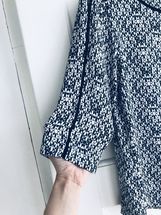 Zwiewna elegancka bluzka S