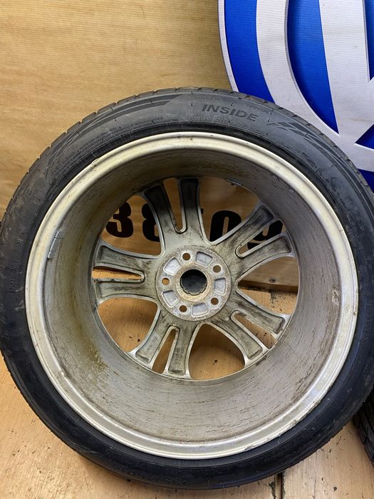 Диски R-Line  з новими літніми шинами 235/45 R19 5x112 шини титати